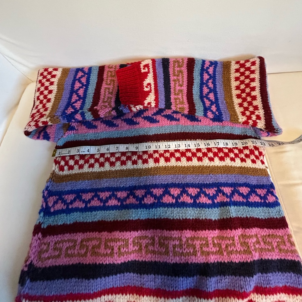 Handmade wool sweater - Picture 13 of 17